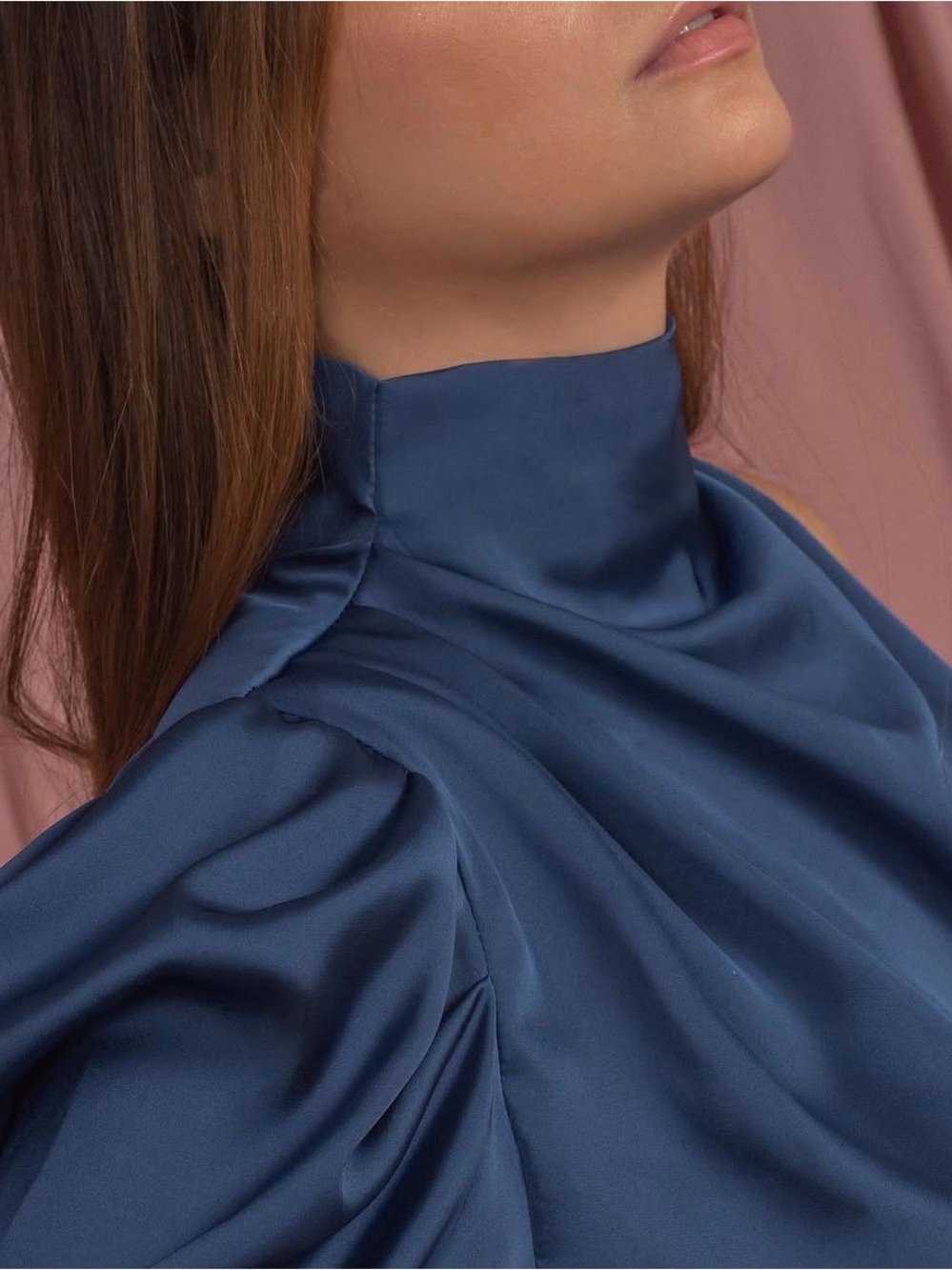 Satin One-Shoulder Navy Set - Picture 2 of 4